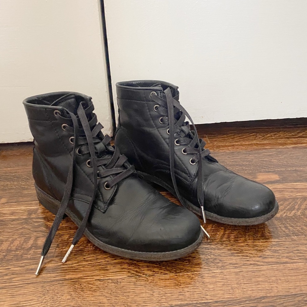 Frye Leather Tyler Lace up Boot